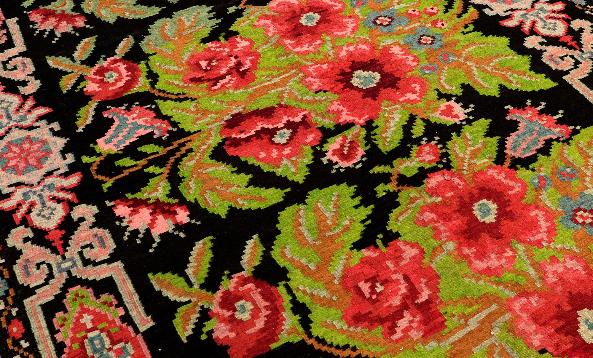 A CARPET, Kilim Besarabian, ca 350 x 203 cm.