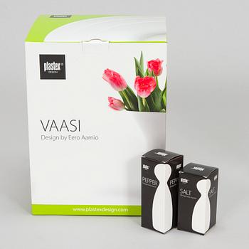 Eero Aarnio, erä kodintuotteita, 12 kpl, eri valmistajia.