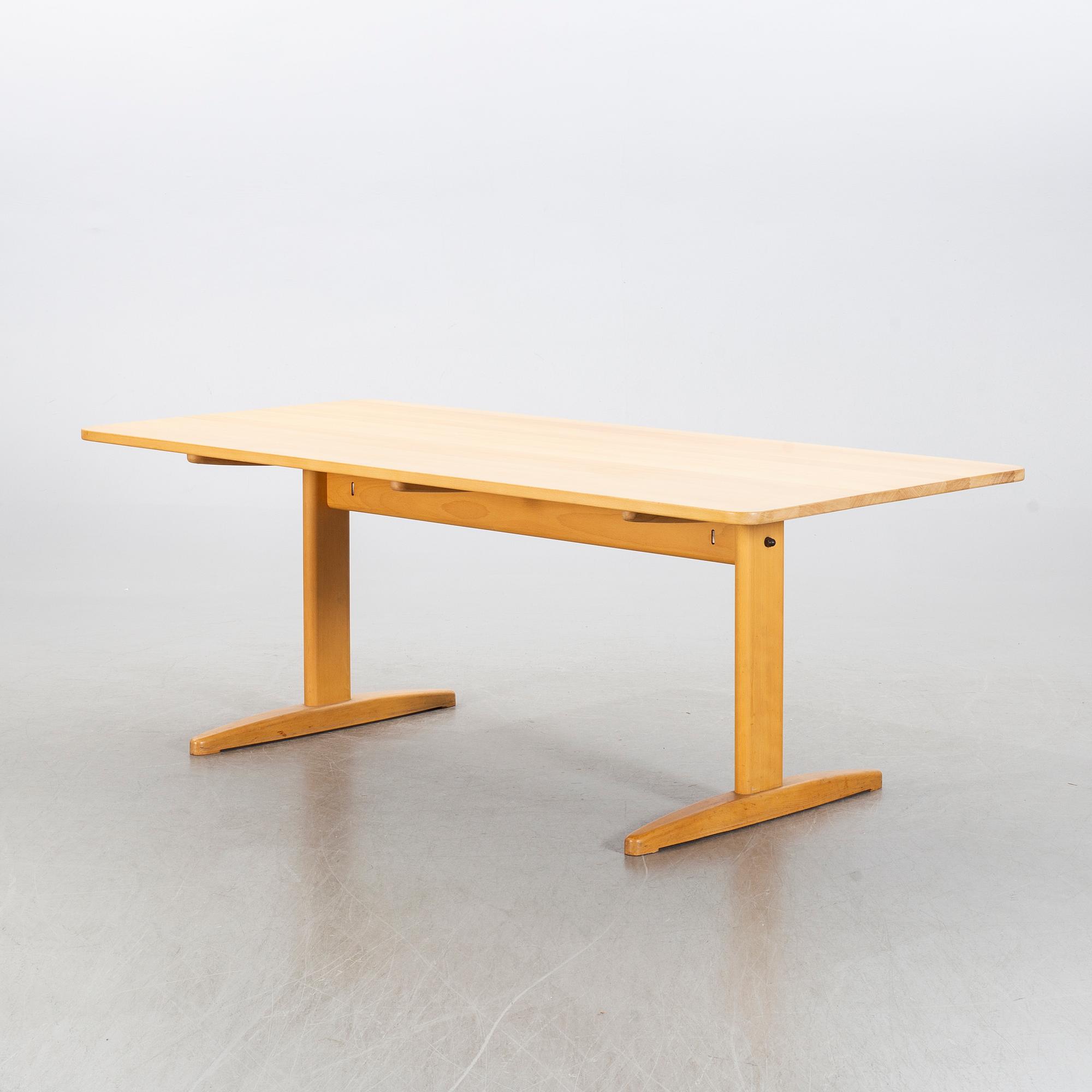 BÖRJE MOGENSEN, matbord samt stolar, 4 st.