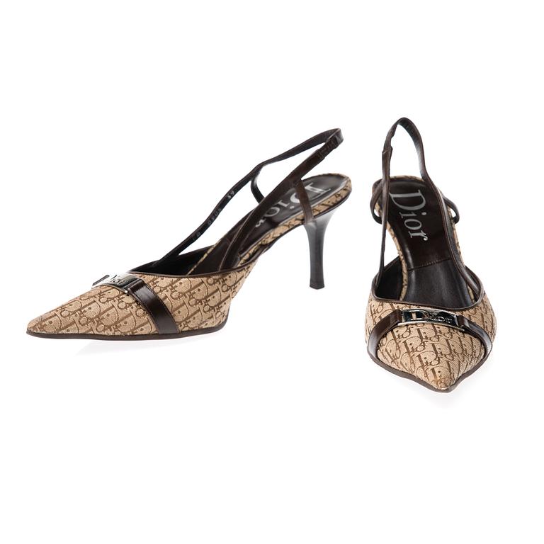 SKOR, Christian Dior.