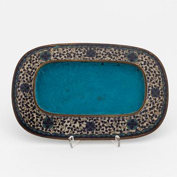 A Japanese cloisonné tray, Meiji (1868-1912).