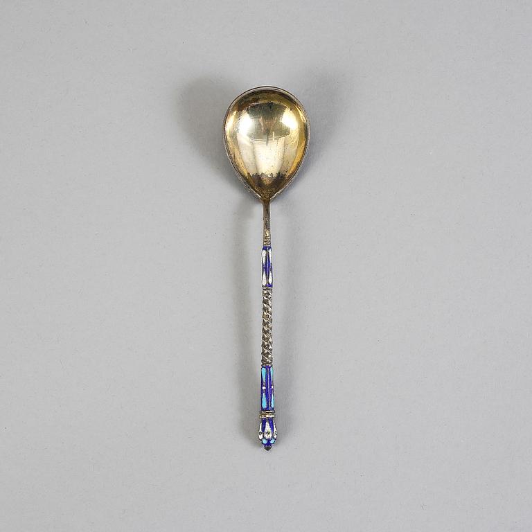 SKED, silver, emalj, Ryssland, 1800/1900-tal. Vikt ca 45 gram.