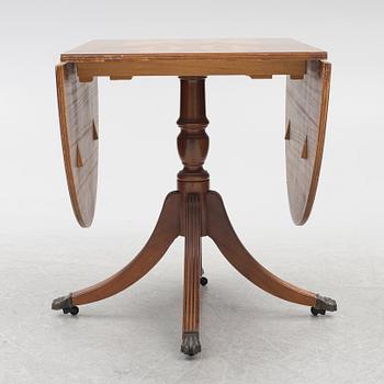 Klaffbord, Engelsk stil, 1900-talets första hälft.