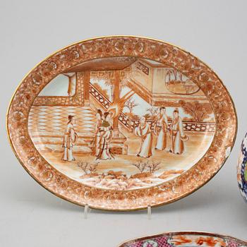 SERVERINGSFAT, FAT, KANNA, samt VAS, kompaniporslin. Qingdynastin, 1700/tidigt 1800-tal.