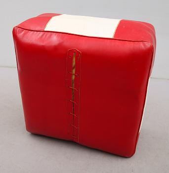 SITTPUFF, 1900-talets mitt.