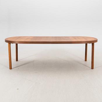 A 1960s walnut Skaraborgs möbelindustri dining table.