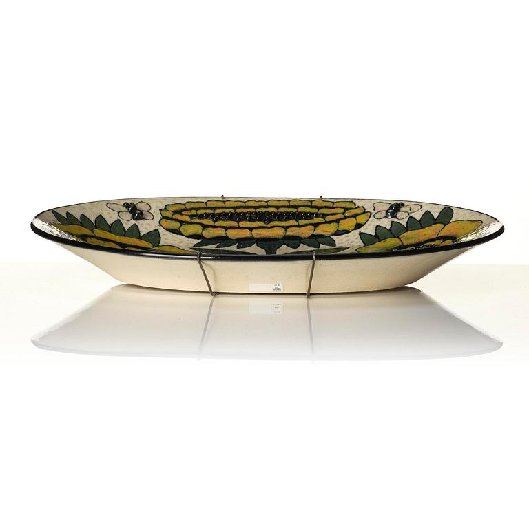 Birger Kaipiainen, a ceramic dish, Arabia, Finland.