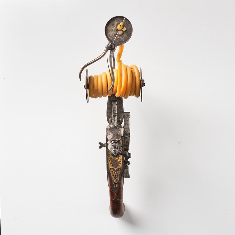 Vaxstapel med elddon, Wedevågs Bruk, 1700-talets andra hälft, Gustaviansk.