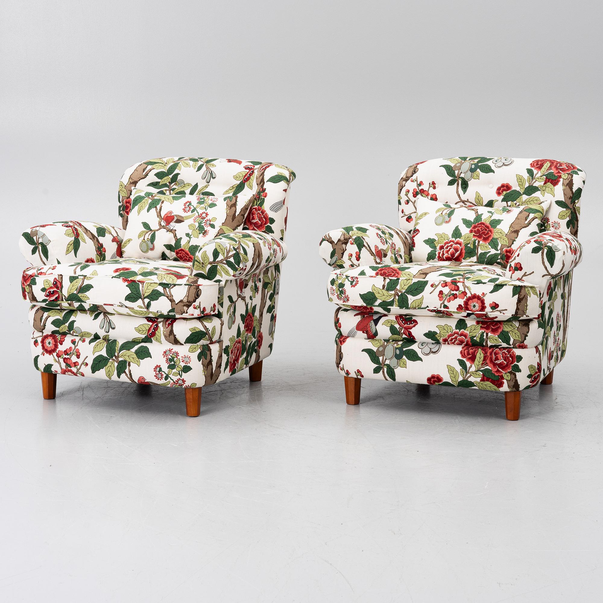Josef Frank, a pair of model 336 armchairs, Firma Svenskt Tenn, AB O.H. Sjögren, 2017.