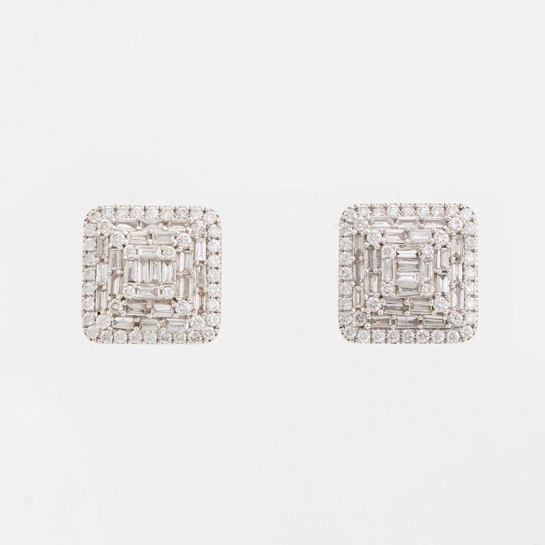 Baguette and brilliant cut diamond earrings.