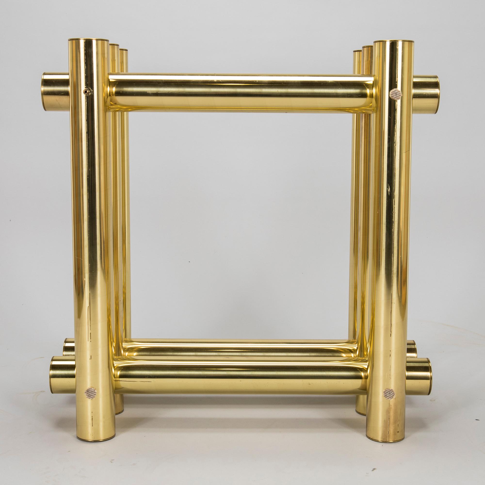 Soffbord, 1900-talets andra hälft, troligen Italien.