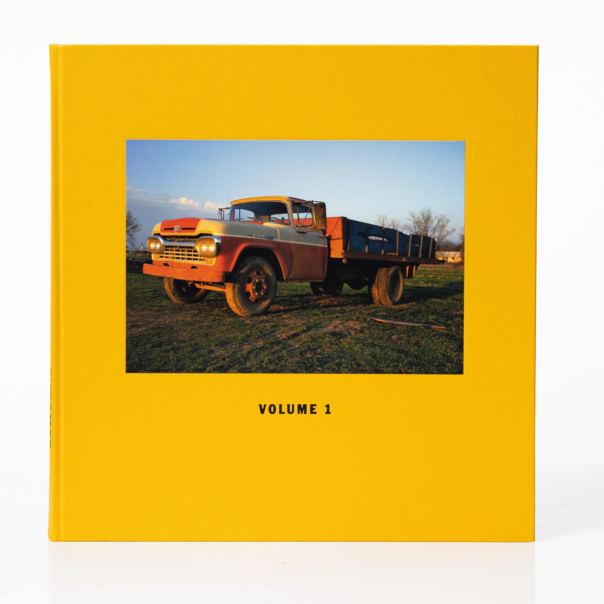 William Eggleston, Box med tre böcker "William Eggleston Chromes vol. 1-3" utgiven av Steidl. En bok signerad.