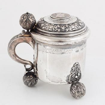 A Swedish Silver Tankard, mark of Guldsmeds Ab I Stockholm Försäljn, Stockholm 1920.