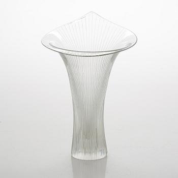 Tapio Wirkkala,  vas, "Kanttarell", signerad Tapio Wirkkala, Iittala. 1950-tal.