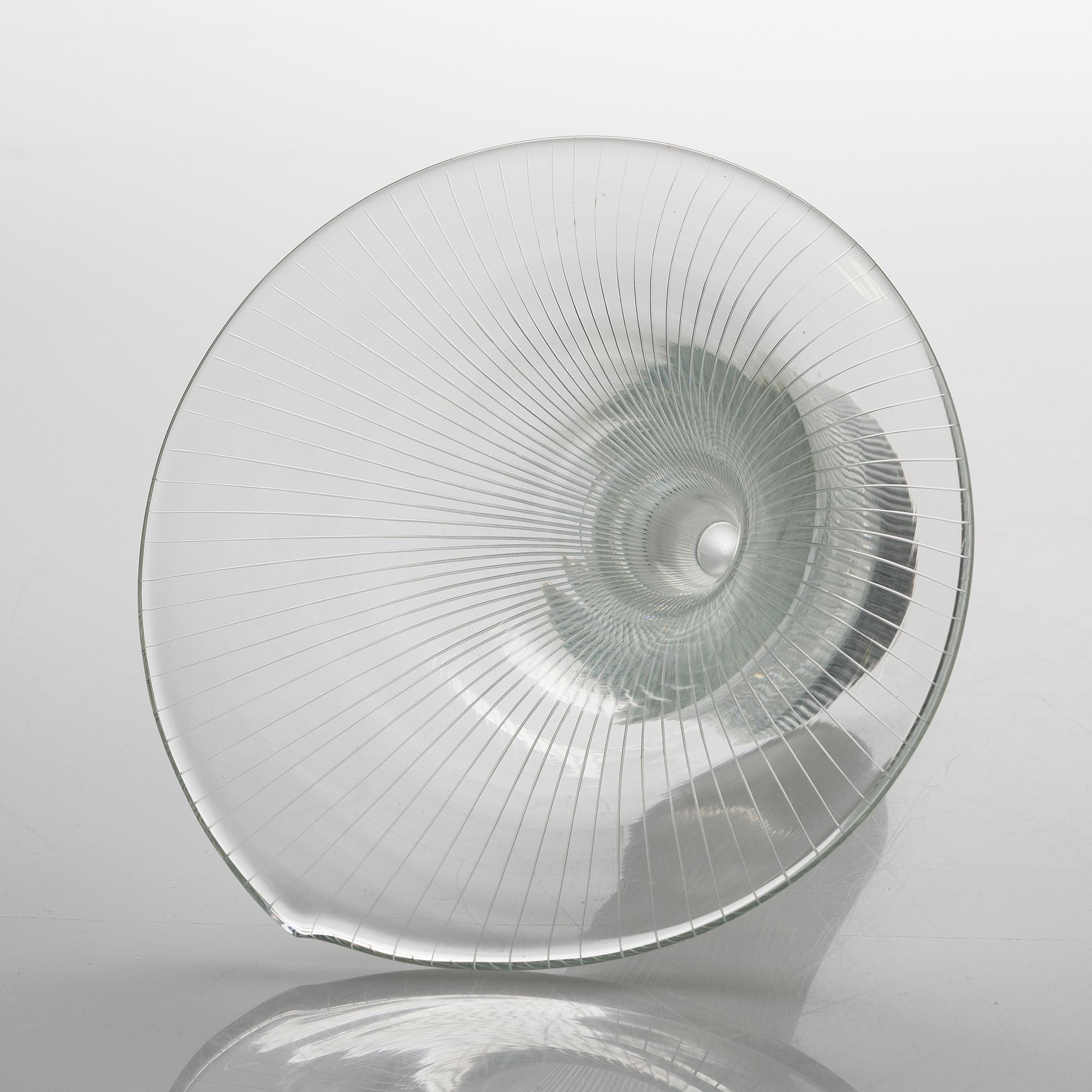 Tapio Wirkkala, A 'Kantarelli' glass vase, signed Tapio Wirkkala Iittala -55.