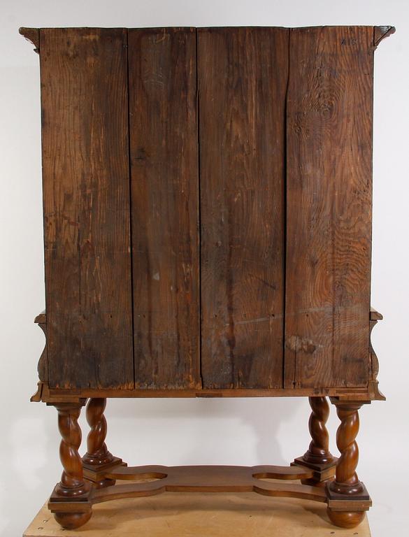 SKÅP, barock/barockstil. Delvis 1700-tal.