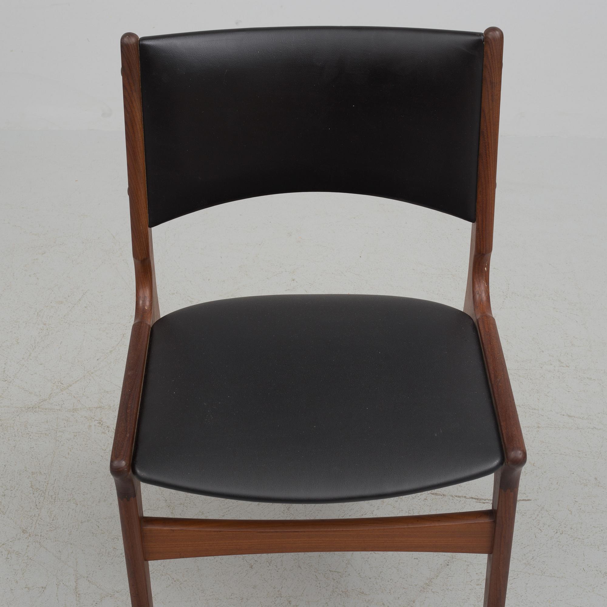 Four 60s "Nova" dining chairs from Denmark.