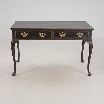 SKRIVBORD, George III-stil, 1900-talets första hälft, signerat.