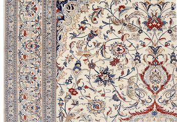 Matta, Nain, figural, Part Silk, S.K 6LAA, ca 304 x 205 cm.