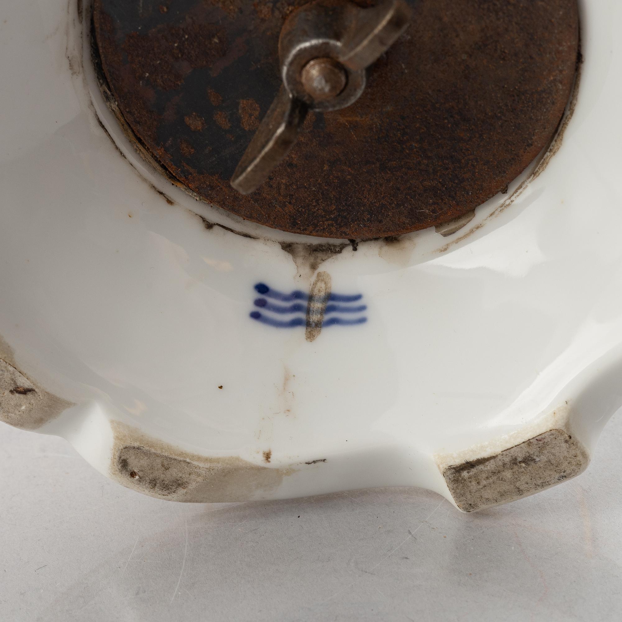 Royal Copenhagen, decorative vase, "Sachsisk Blomst", circa 1900.