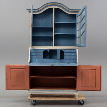 A 19th-20th century cabinet.