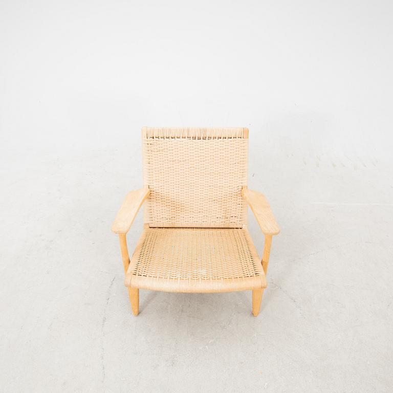 Hans J. Wegner, armchair CH-25  designed in 1951.