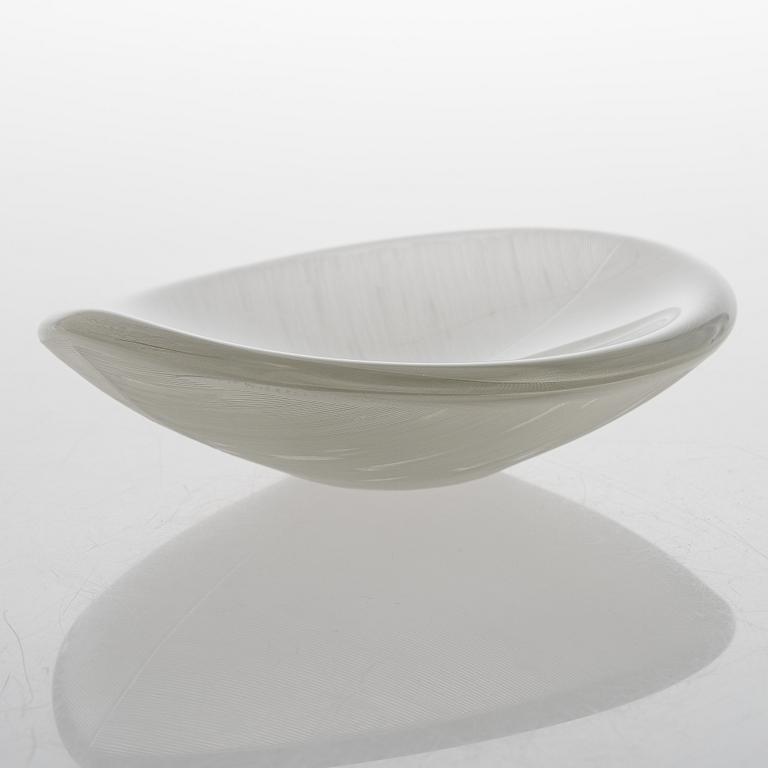 TAPIO WIRKKALA, A '3337' glass bowl, signed Tapio Wirkkala Iittala -58.