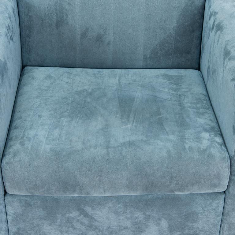 Antti Evävaara, A pair of "Vekki" armchairs, manufacturer Studio Antti E, early 1990s.