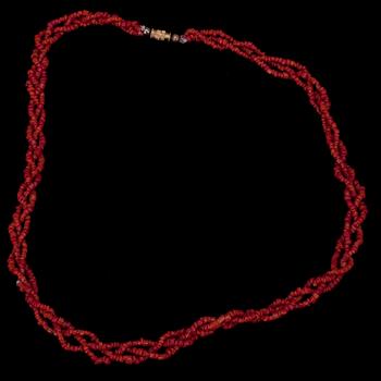 KORALLSMYCKEN, 3 st, 1900-talets slut.