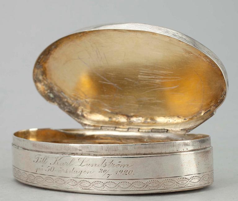 DOSA, silver, Stefan Westerstråhle, 1804 Stockholm. Vikt ca 98 g.