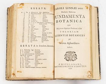 First editions of Bibliotheca botanica & Fundamenta botanica.