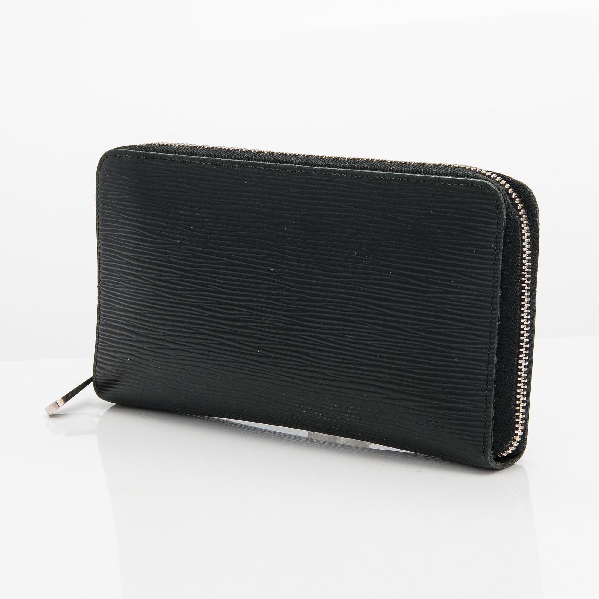 Louis Vuitton, A 'Zippy' Wallet.
