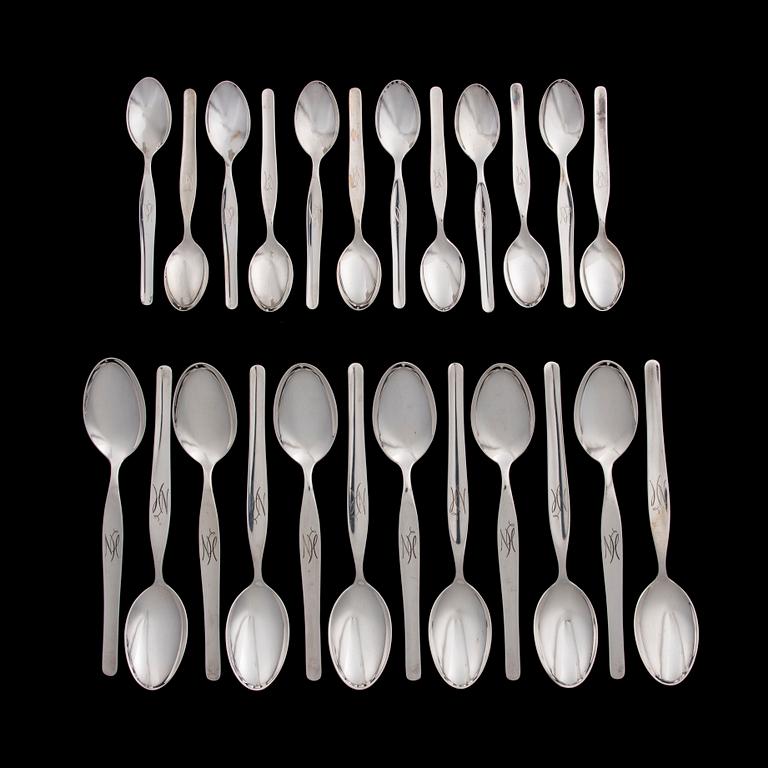 MAT- och KAFFESKEDAR, 12+12 st, silver, Tapio Wirkkala, Kultakeskus, Tavastehus 1960-70-tal. Vikt ca 650 g.