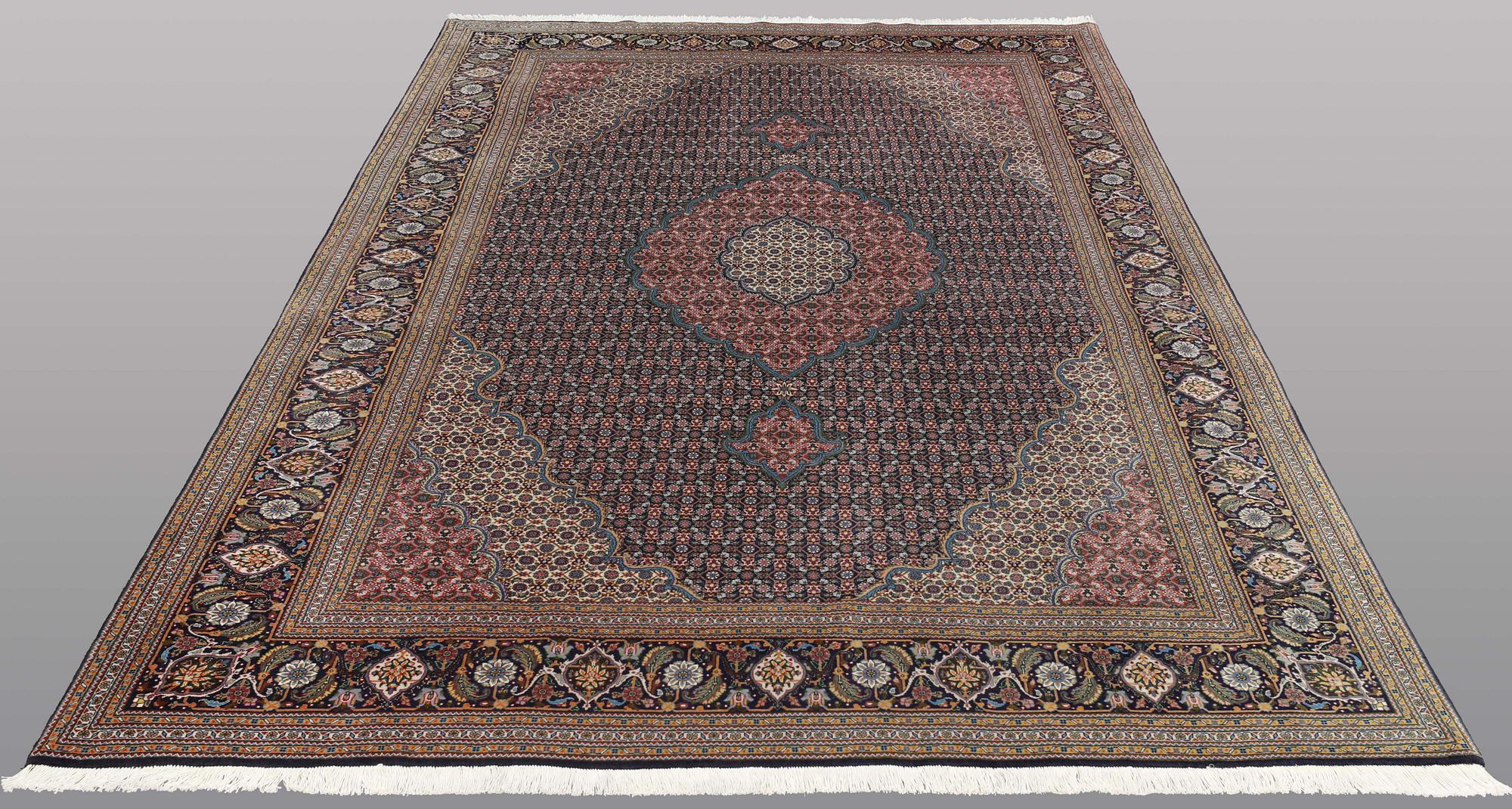 MATTO, Tabriz part silk, so called 50 Radj, ca 300 x 202 cm.