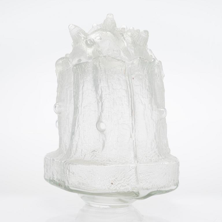 Timo Sarpaneva, a 'Ahtojää' (Pack ice) sculpture signed Timo Sarpaneva Iittala 67.