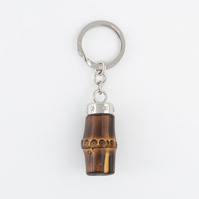 Gucci a 'Bamboo' key ring.