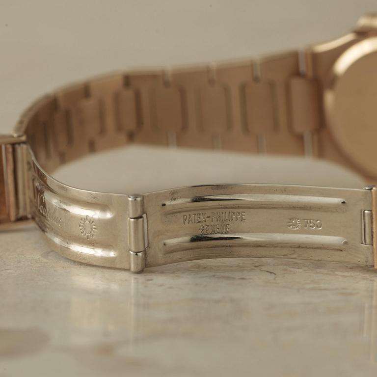 PATEK PHILIPPE, Genève, Nautilus, wristwatch, 27 mm,