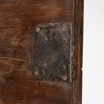 An 18th century cabinet.