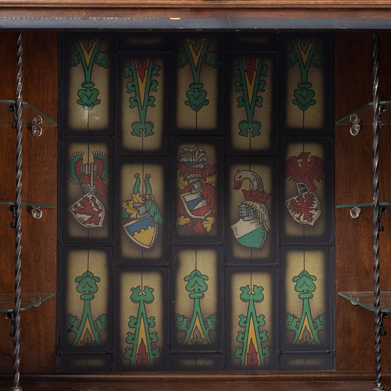 A Baroque style drinks cabinet, first half of the 20th Century.