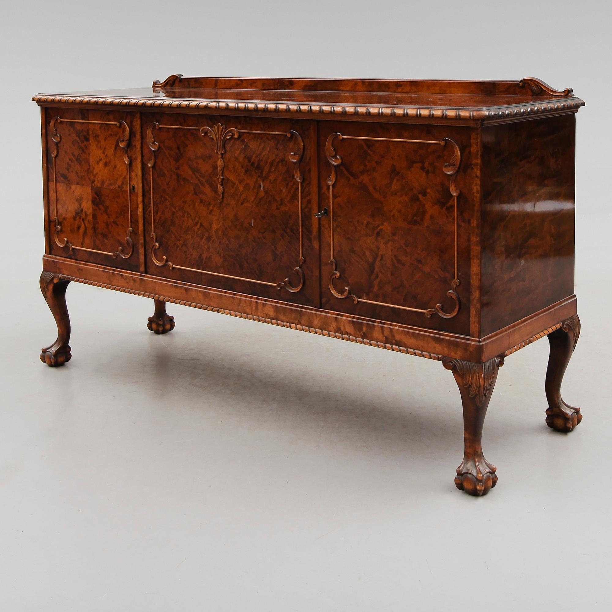SIDEBOARD, Chippendalestil, 1900-talets f.