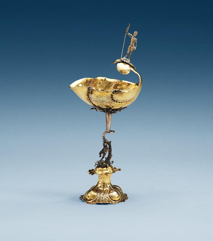 A German 17th century parcel-gilt shell cup, makers mark of Simon Lang, Nürnberg (1645-1671).