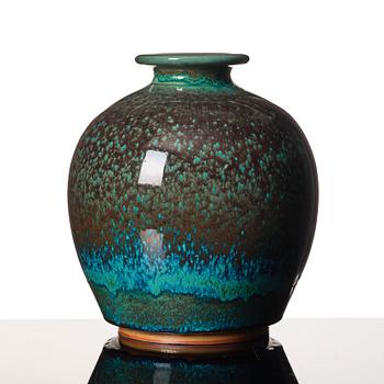 Berndt Friberg, a stoneware vase, Gustavsberg studio, Sweden 1964.