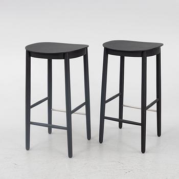 Note Design Studio, stools, a pair, "Figurine", Fogia.