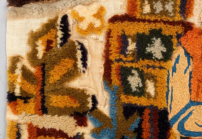 Alf Munthe, a textile, "Välkommen", embroidery and pile on fabric, ca 244,5 x 87-89 cm.