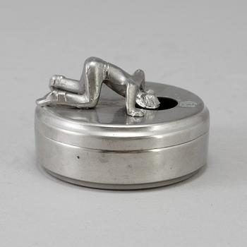 A pewter box by Widerholm & Dahlberg, Eskilstuna, Sweden. 1930/40s.