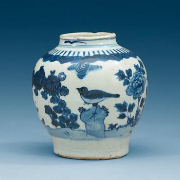 A blue and white jar, Ming dynasty, 17th Century.