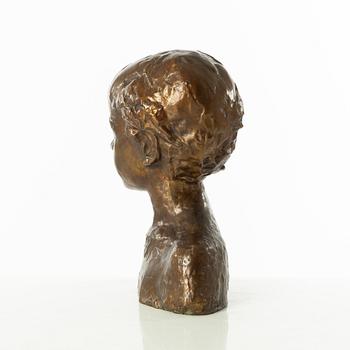 Gudmar Olovson, skulptur. Signerad. Numrerad. Gjutarstämpel. Brons, höjd 23 cm, längd 18 cm.