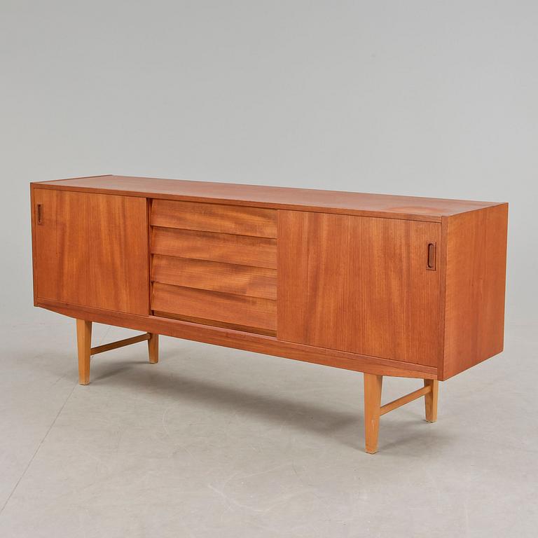 SIDEBOARD, 1960/70-tal.