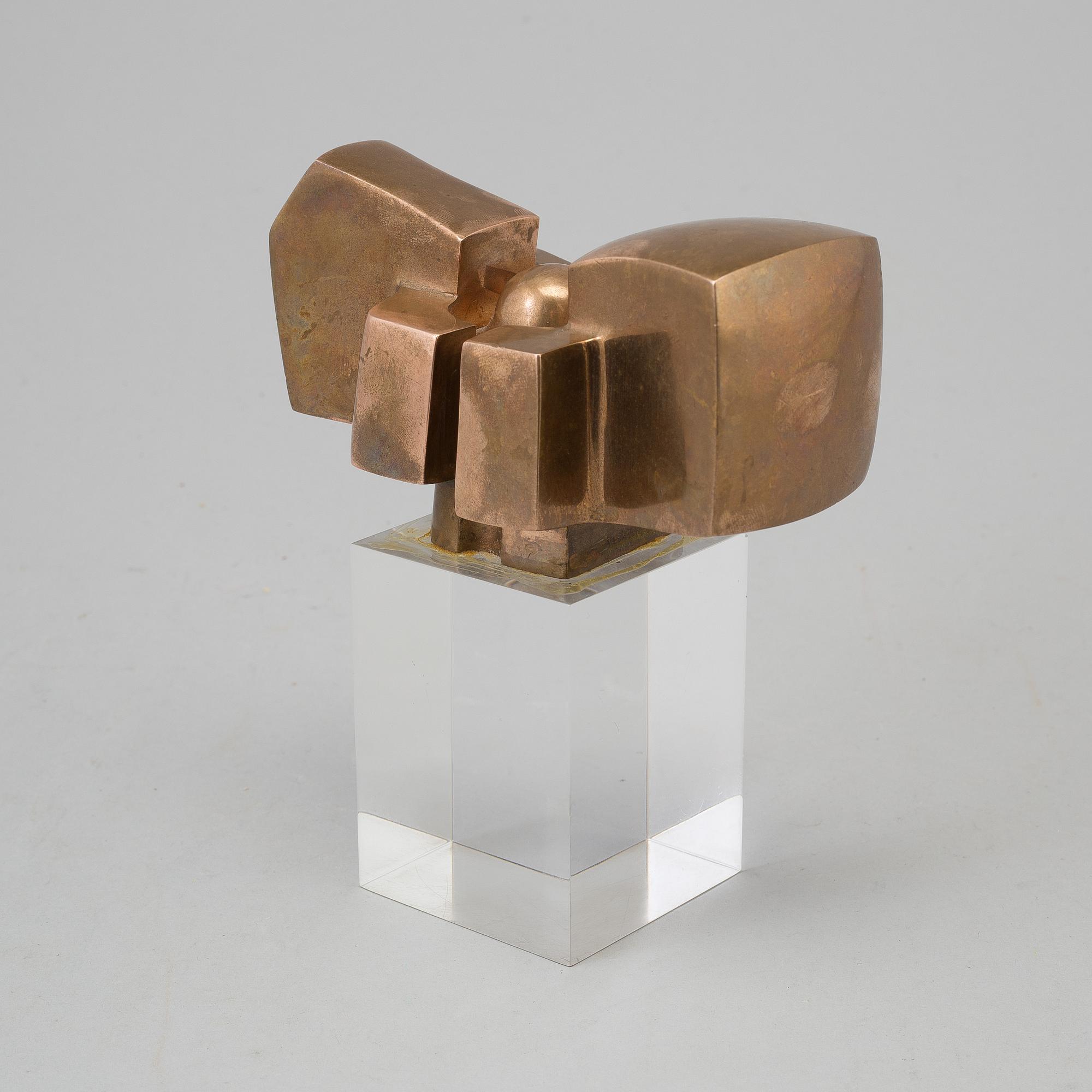 JOSÉ LUIS SANCHEZ, a bronze sculpture. Numbered 1000/259.