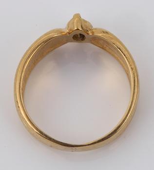 HALSKJEDJA MED HÄNGE samt RING, 18 k guld med safirer. Totalvikt ca 12,6 g.